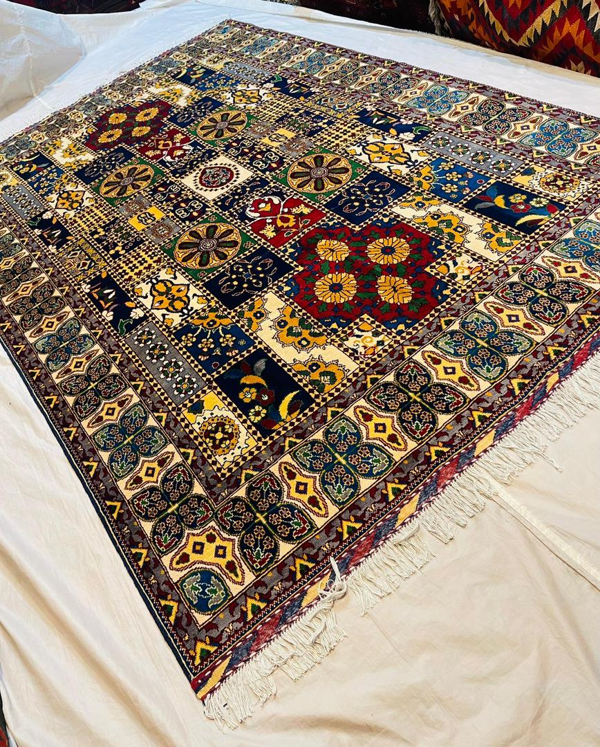 Kashmiri Design