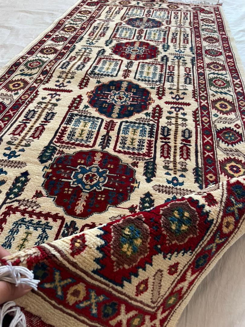 Gandemi Design Runner