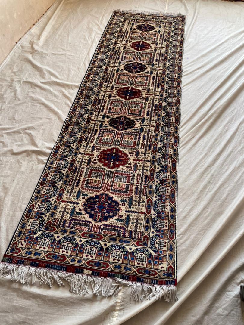 Gandemi Design Runner