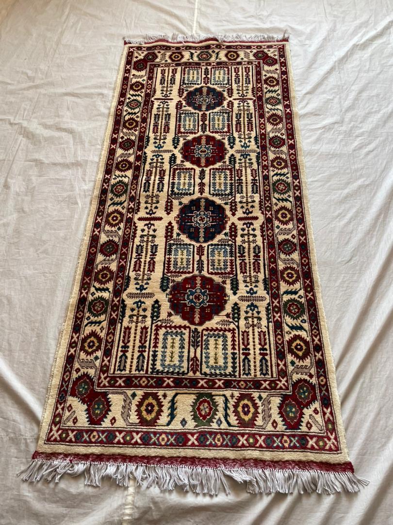 Gandemi Design Runner